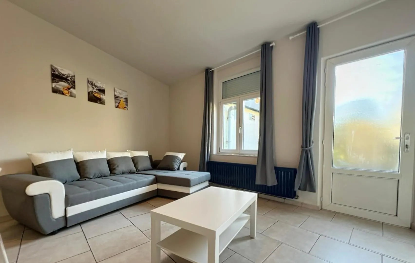 Station 173 A Bruxelles-Charleroi-Airport Apartment Belgium