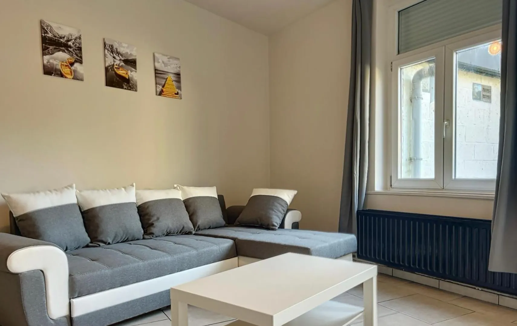Station 173 A Bruxelles-Charleroi-Airport Apartment Belgium